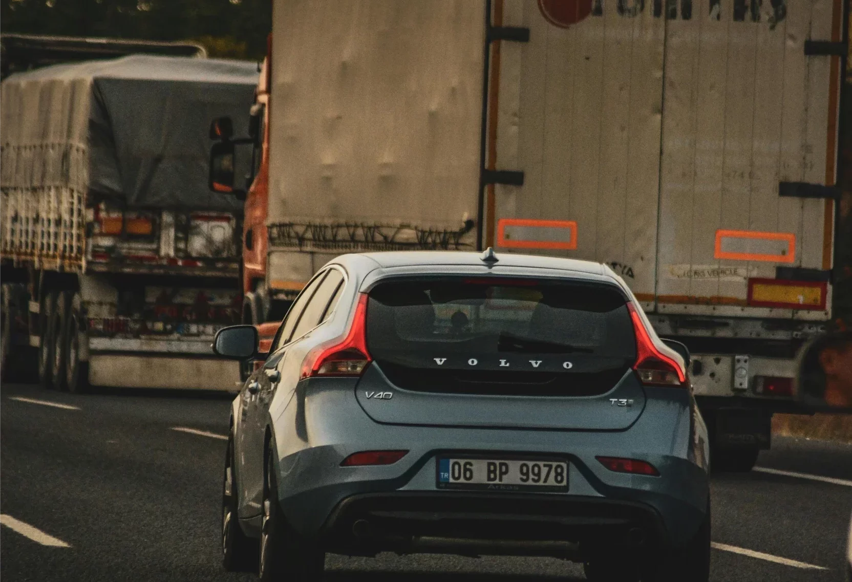 zlecenia transportowe Zabierzów - ciężarówki w trasie